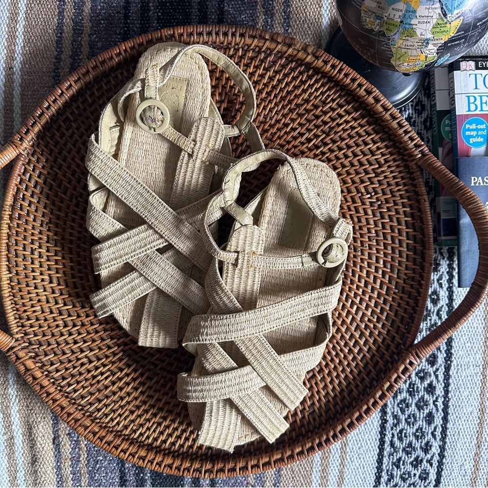 FARM RIO Raffia Woven Tan Vegan Zig Zag Boho Fisherman Sandal Size 12 - Picture 3 of 13